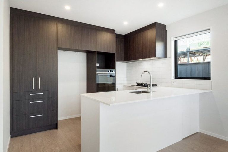 Photo of property in 5 Verde Lane, Rosehill, Papakura, 2113