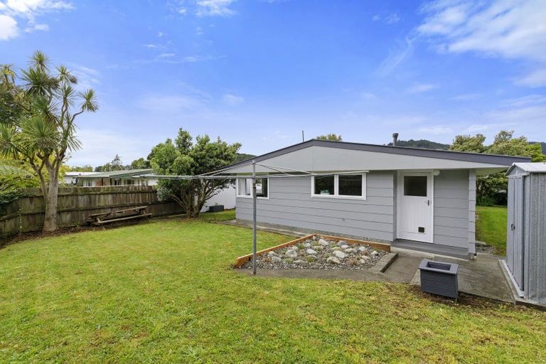 Photo of property in 7 Dunsandel Grove, Silverstream, Upper Hutt, 5019