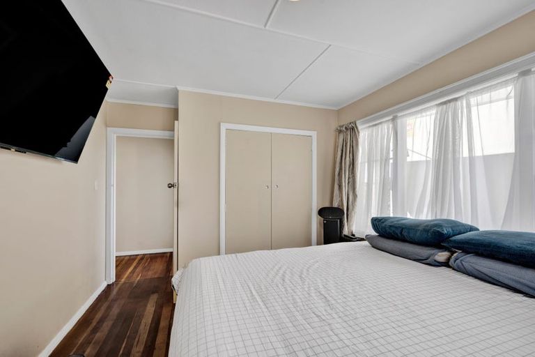 Photo of property in 8 Pacey Avenue, Hawera, 4610