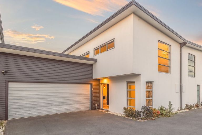 Photo of property in 25b Champion Street, Edgeware, Christchurch, 8013