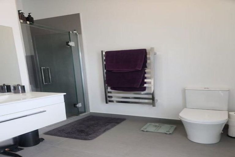 Photo of property in 5/82 East Coast Road, Milford, Auckland, 0620