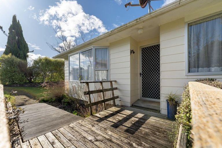 Photo of property in 4 Willowbrook, Eltham, 4322