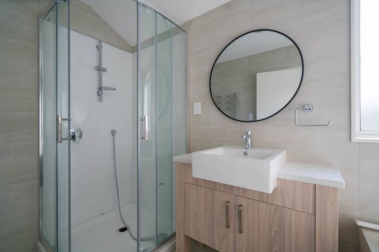 Photo of property in 19b Sorrel Crescent, Bucklands Beach, Auckland, 2012