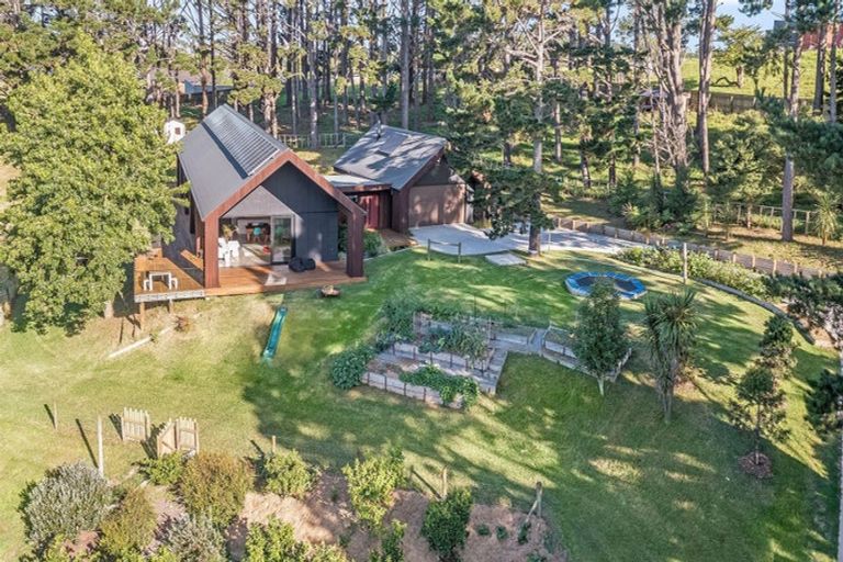 Photo of property in 24a Christian Road, Swanson, Auckland, 0614