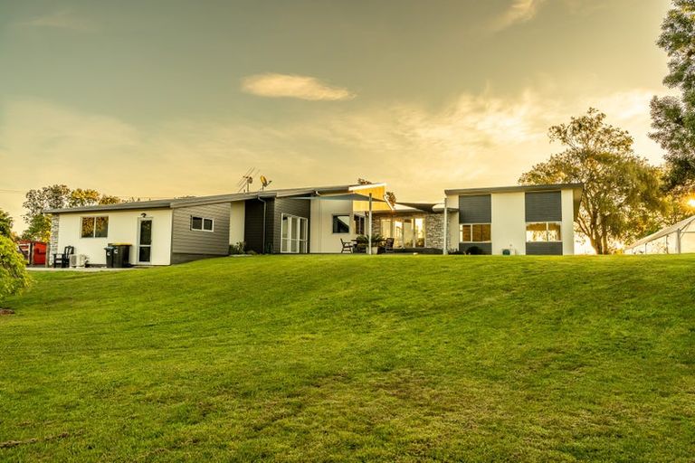Photo of property in 21 Berkers Road, Ngahinapouri, Hamilton, 3290