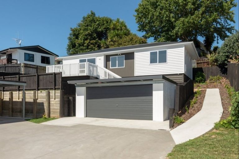 Photo of property in 8a Humber Crescent, Gate Pa, Tauranga, 3112