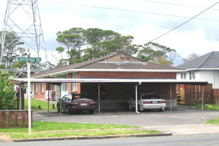 Photo of property in 4/76 Portage Road, New Lynn, Auckland, 0600