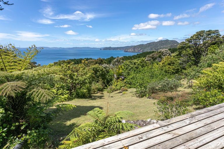 Photo of property in 11 Kowhai Place, Tuateawa, Coromandel, 3583