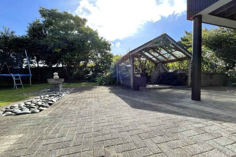 Photo of property in 14 Corriedale Place, Somerville, Auckland, 2014