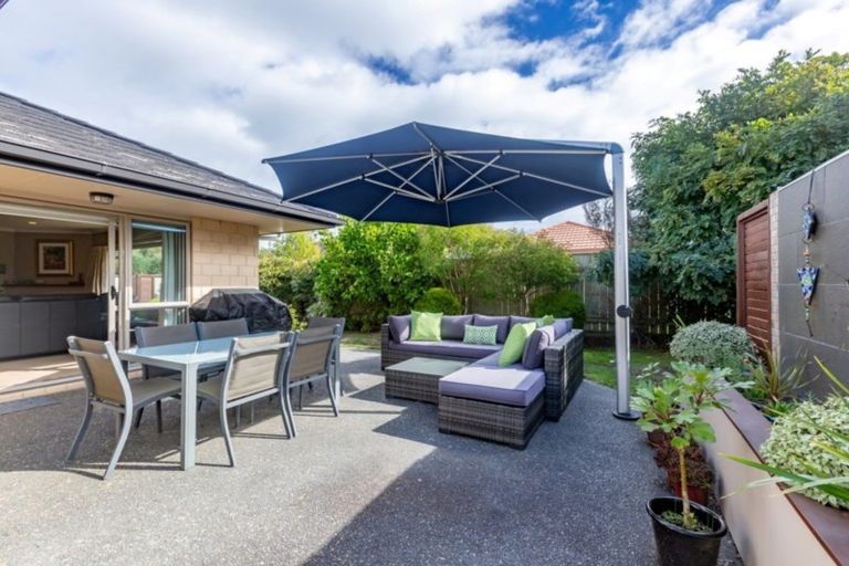 Photo of property in 7 Ashleigh Way, Waikanae Beach, Waikanae, 5036