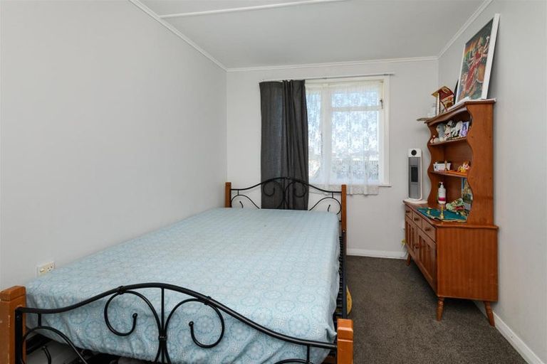 Photo of property in 33 Holland Crescent, Bulls, 4818