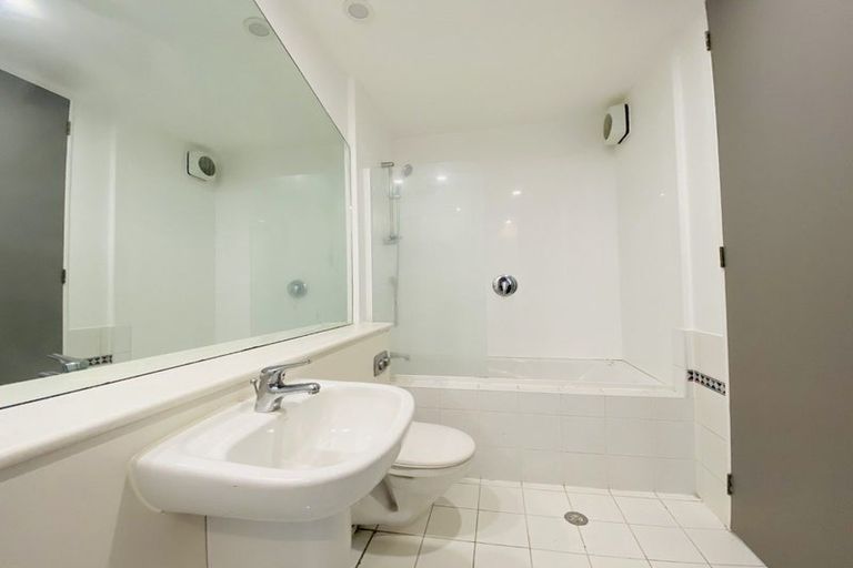 Photo of property in Sirocco Apartments, 608/8 Church Street, Wellington Central, Wellington, 6011