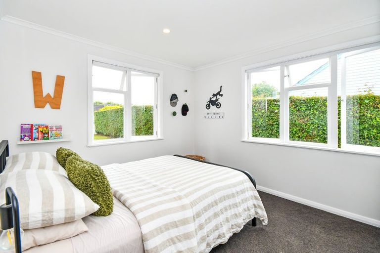 Photo of property in 25 Village Way, Ardmore, Papakura, 2582