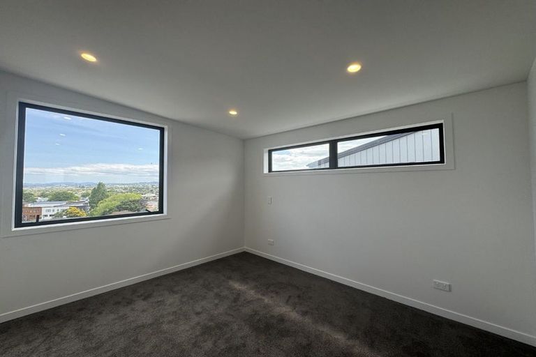 Photo of property in 11/8 Bennett Road, Pakuranga, Auckland, 2010