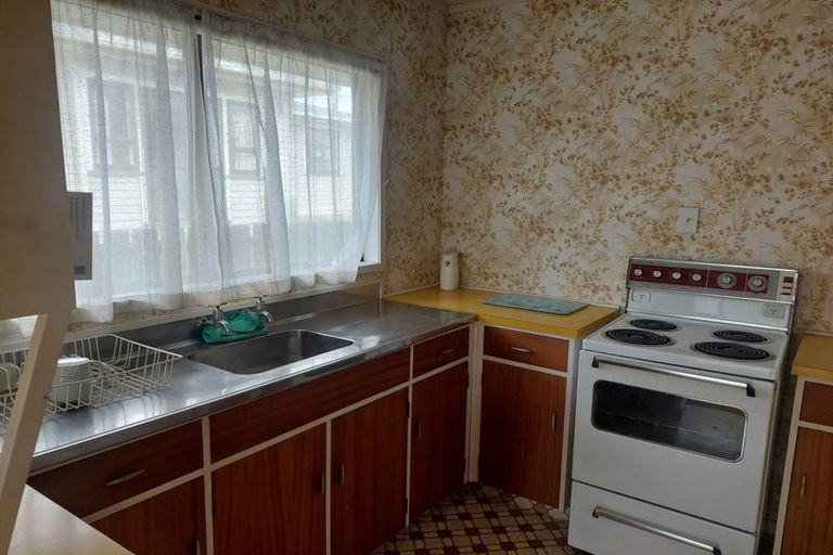 Photo of property in 1/10 Fernaig Street, Papakura, 2110
