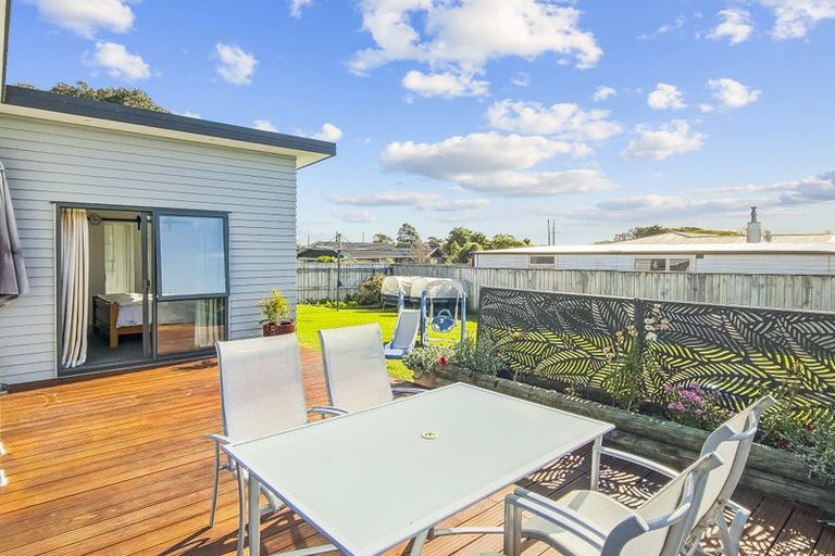 Photo of property in 10 Pohatu Lane, Otaki, 5512