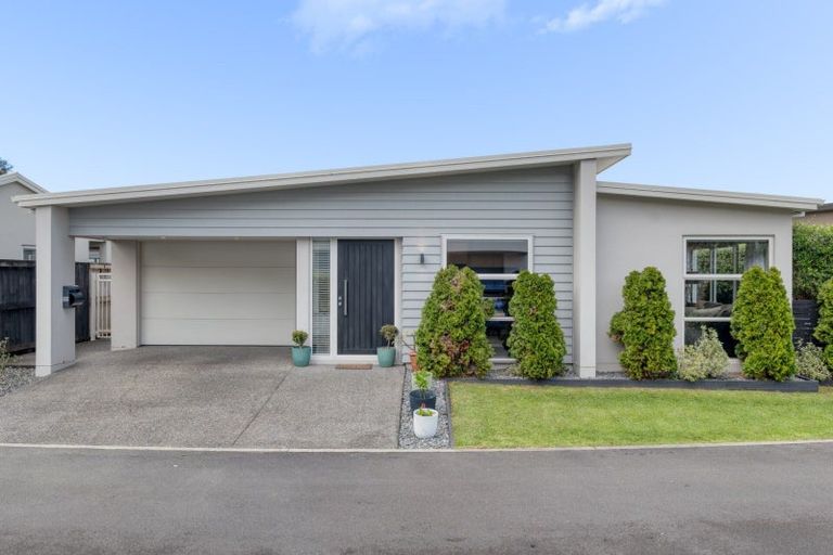 Photo of property in 11 Aubrey Way, Brookfield, Tauranga, 3110