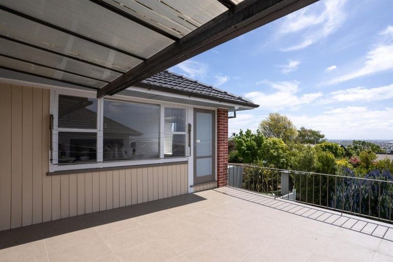Photo of property in 38 Dyers Pass Road, Cashmere, Christchurch, 8022