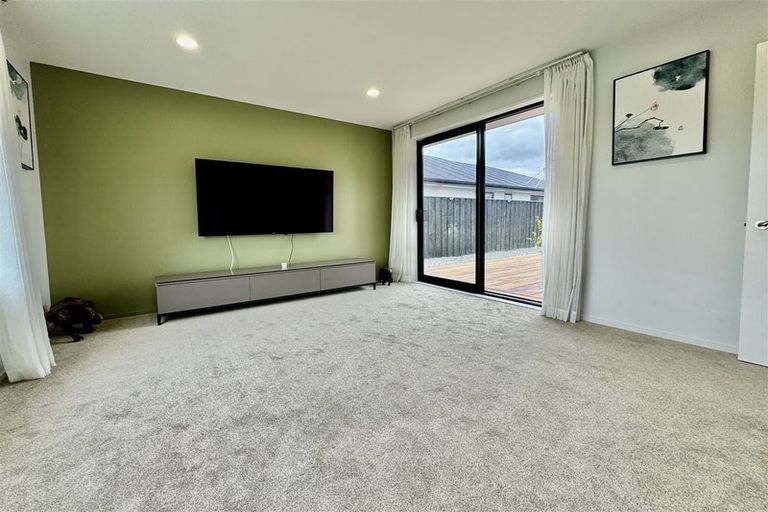 Photo of property in 17 Conailus Street, Halswell, Christchurch, 8025