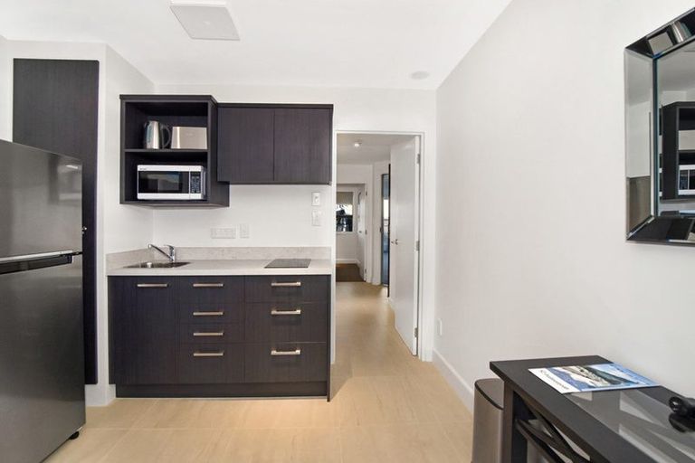 Photo of property in 207/6 Adams Avenue, Mount Maunganui, 3116