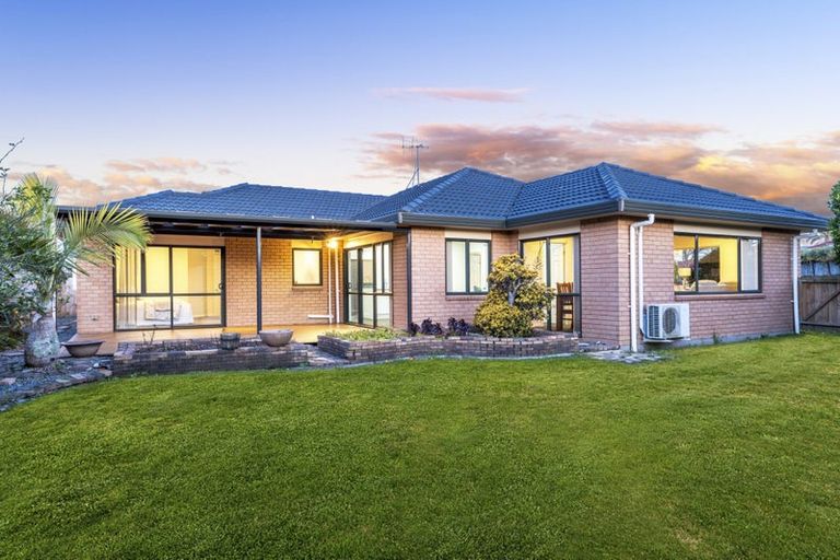 Photo of property in 51 Semillon Avenue, Henderson, Auckland, 0612