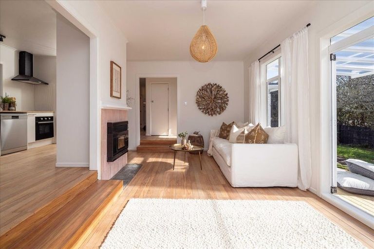 Photo of property in 19 Dunlop Road, Te Puke, 3119