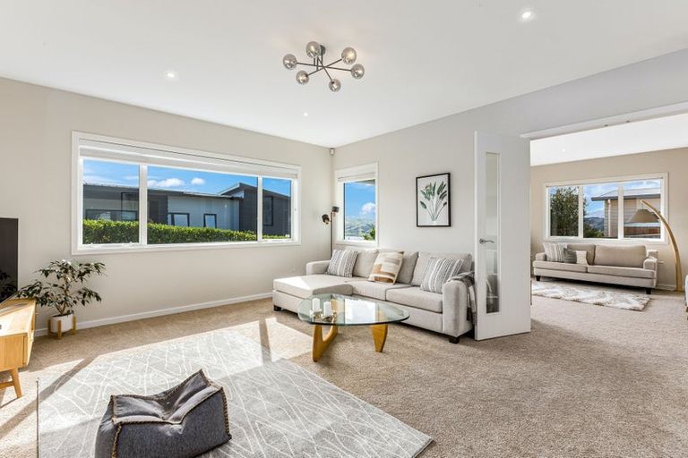 Photo of property in 135 Endeavour Drive, Whitby, Porirua, 5024