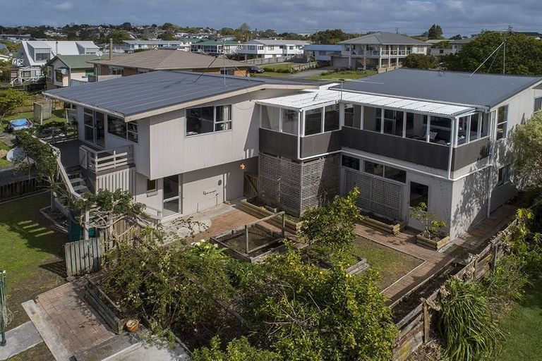 Photo of property in 26 Kawau View Road, Snells Beach, 0920