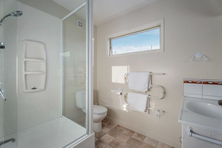 Photo of property in 9 Bob Lee Place, Wanaka, 9305