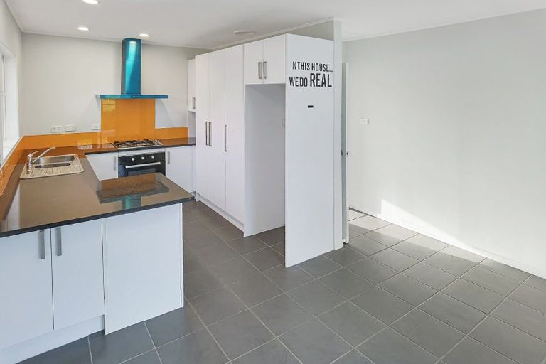 Photo of property in 3 Waitaki Street, Henderson, Auckland, 0612