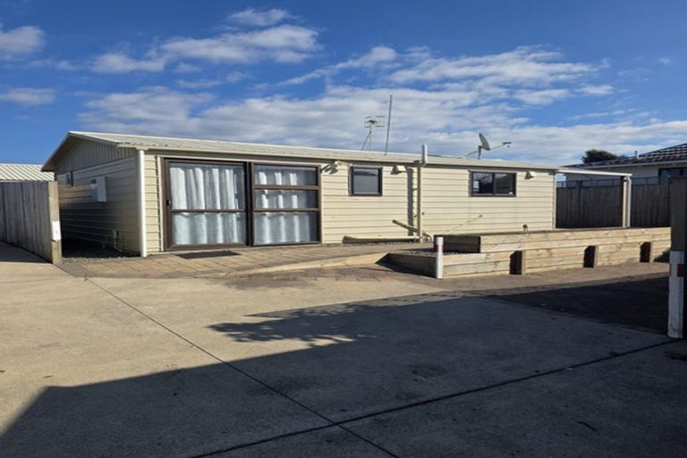 Photo of property in 114b Simpson Road, Papamoa Beach, Papamoa, 3118