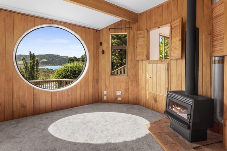 Photo of property in 66 Beach Road, Onerahi, Whangarei, 0110