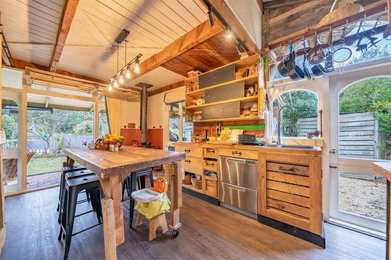 Photo of property in 64 Larchmont Grove, Totara Park, Upper Hutt, 5018