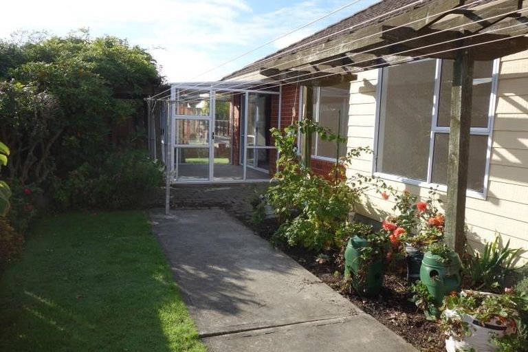 Photo of property in 1/4 Topaz Place, Bishopdale, Christchurch, 8053