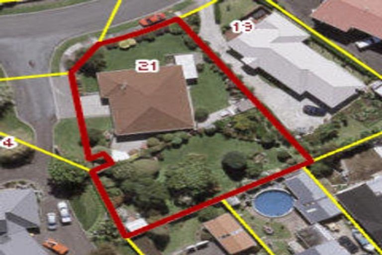 Photo of property in 21 Park Lane, Waitara, 4320