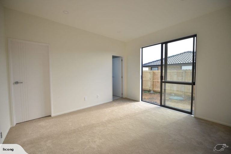 Photo of property in 11 Verdot Close, Kumeu, 0810