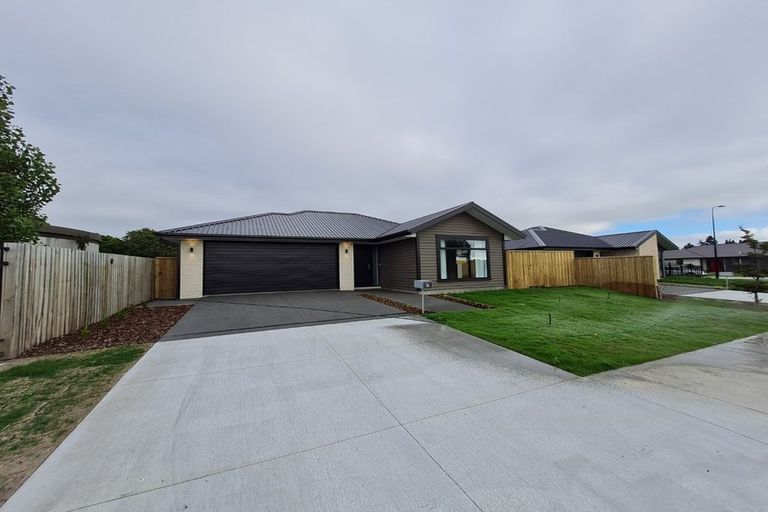 Photo of property in 136 Chinnerys Road, Woodend, 7610