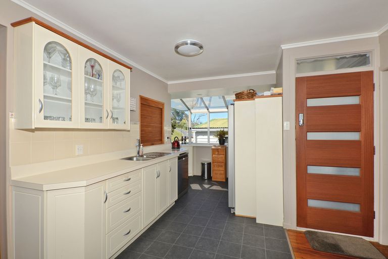 Photo of property in 6 Kohe Street, Parahaki, Whangarei, 0112