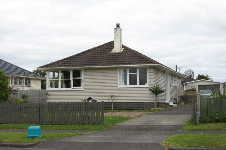 Photo of property in 83 Porchester Road, Papakura, 2110