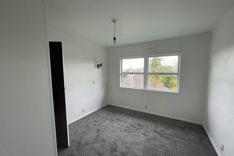 Photo of property in 2a Glenorchy Street, Glen Eden, Auckland, 0602