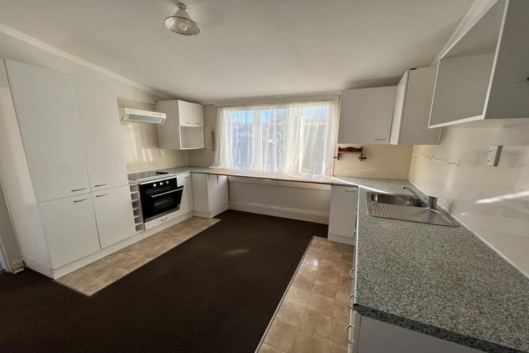 Photo of property in 19 Nash Parade, Foxton Beach, Foxton, 4815