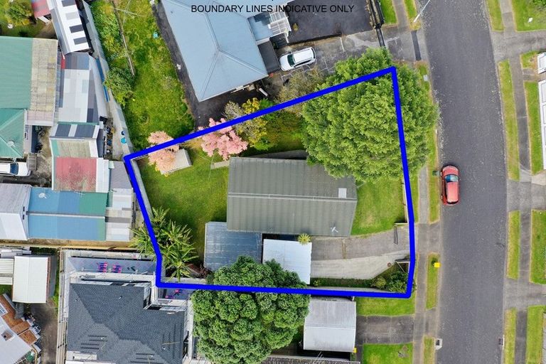 Photo of property in 4 Walden Place, Mangere East, Auckland, 2024