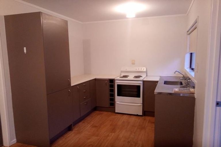 Photo of property in 2/21 Gloaming Place, Conifer Grove, Takanini, 2112