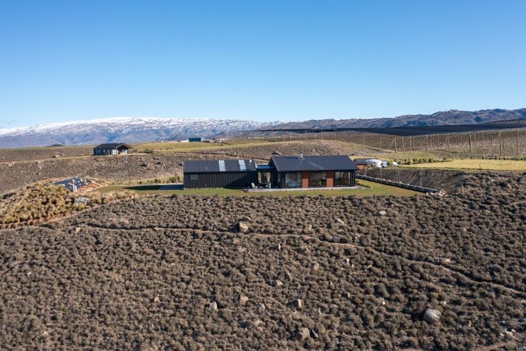 Photo of property in 1 Stella Way, Waikerikeri, Alexandra, 9391