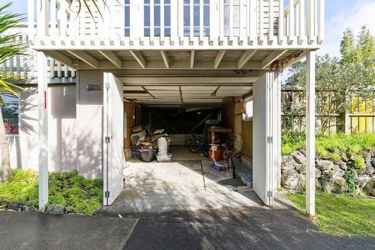 Photo of property in 1/67 Manuka Road, Bayview, Auckland, 0629
