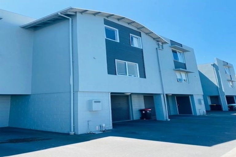Photo of property in 4/272 Stanmore Road, Richmond, Christchurch, 8013