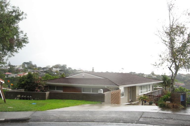 Photo of property in 8 Chilton Place, Howick, Auckland, 2014