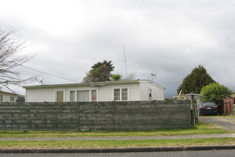 Photo of property in 116 Rangatira Drive, Mangakino, 3421