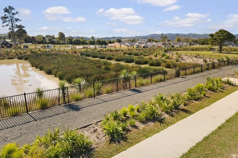 Photo of property in 10 Arahi Road, Clevedon, 2582