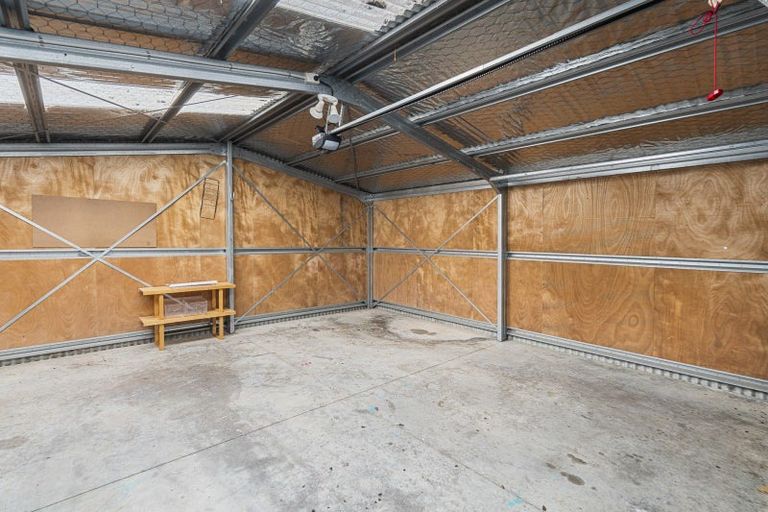 Photo of property in 1185 South Road, Oakura, 4314